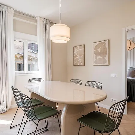 Exceptional Design In Eixample *