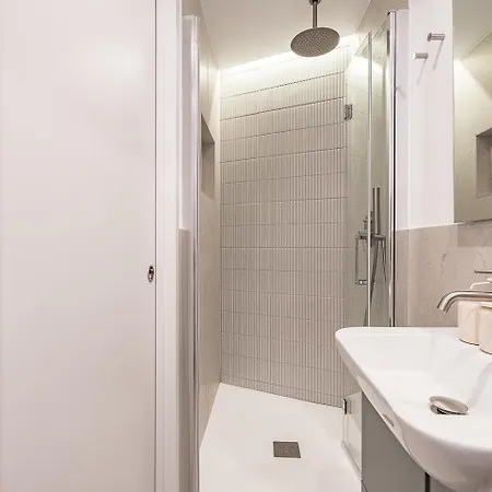 Exceptional Design In Eixample Apartment